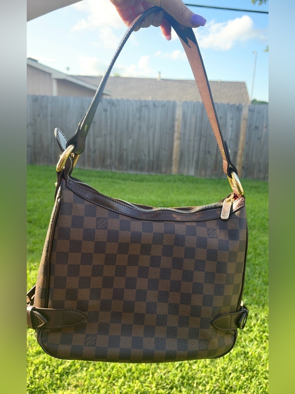 Louis Vuitton Brown Checkered Shoulder Bag with Gold Hardware - Picture 6 of 8